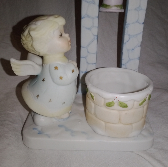 Vintage Christmas Angel Wishing Well Ceramic Figurine 1983 Taiwan - Picture 2 of 11